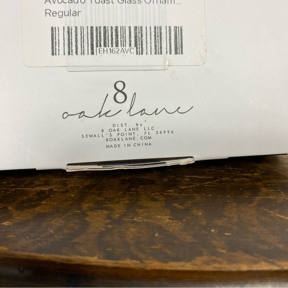 Avocado Toast glass ornament - Picture 3 of 3